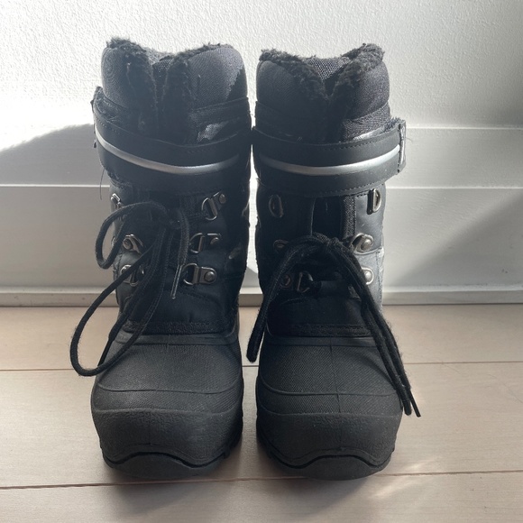 Kids snow boots - Picture 1 of 5